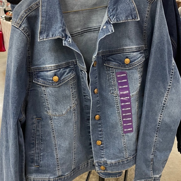 Christmas on the Beach - Picture 2 of 2